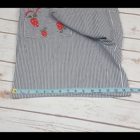 Unique-vintage strawberry romper - Picture 4 of 7